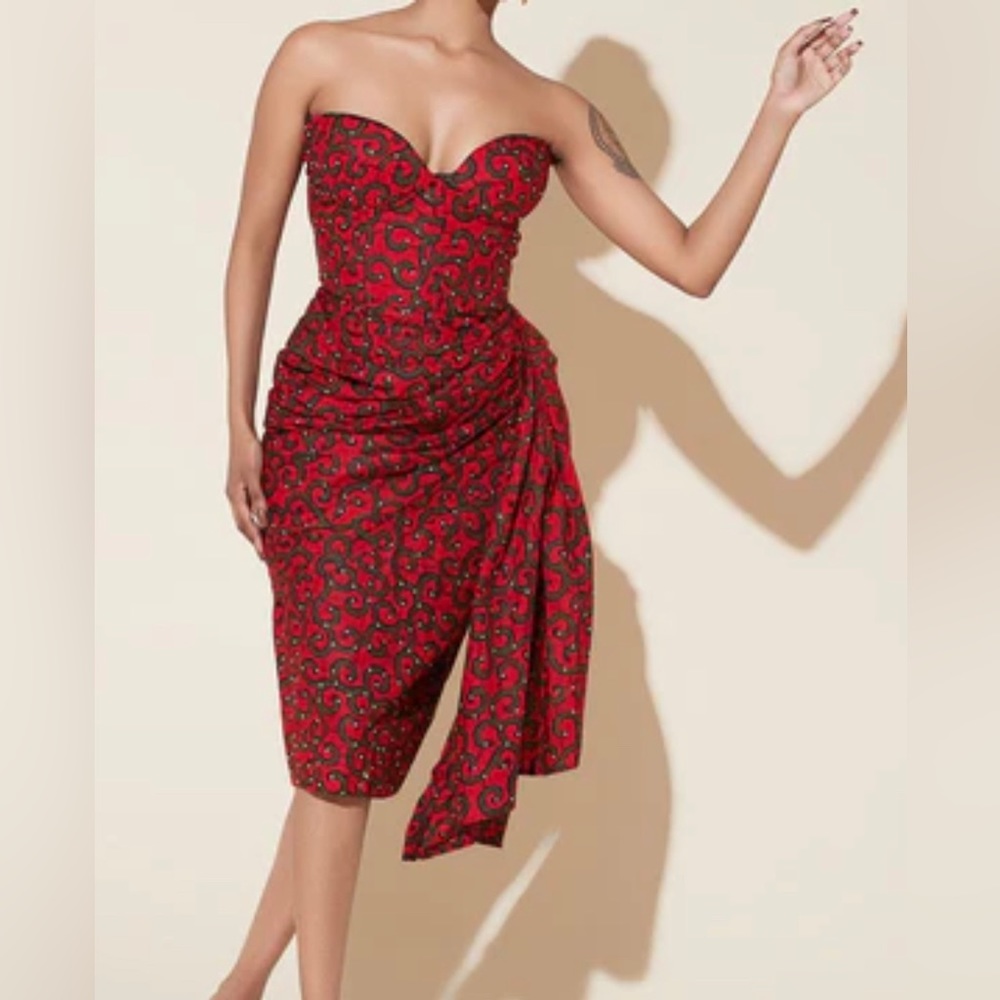 Grass Fields, Beautiful beaded dress. Perfect for NYE